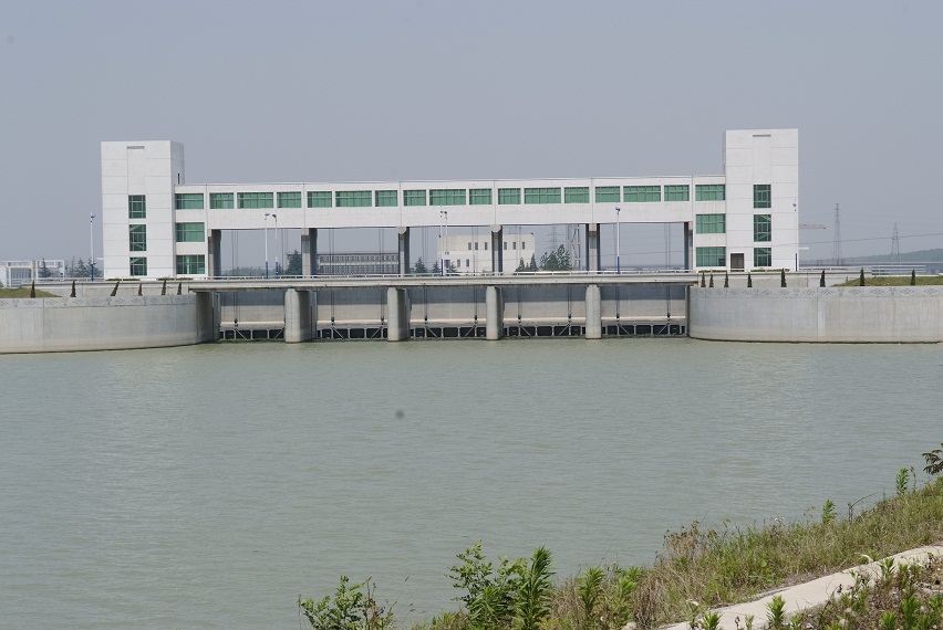 南水北調(diào)東線第一期工程淮陰三站擋洪閘及引河工程